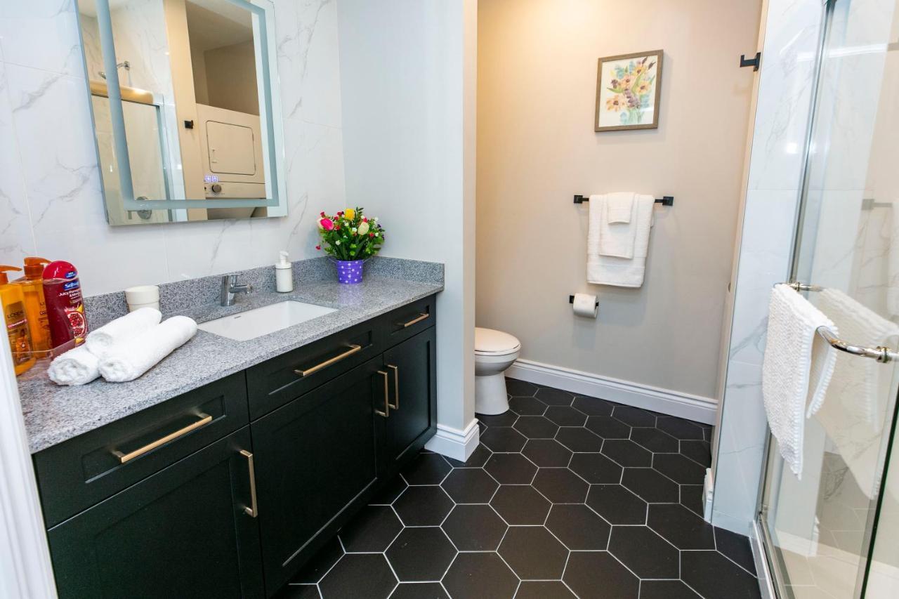 Luxury 1Br With King Bed - Steps From Byward Market! Ottawa Exterior photo